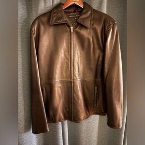 🟤 Tommy Hilfiger Men’s Large Zip Up Brown Leather Jacket in Great Condition 🟤